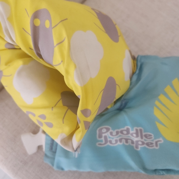 Puddle Jumper Life Jacket - Picture 3 of 4